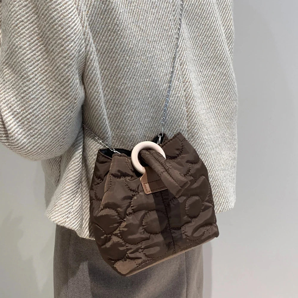 Flower Quilted Women Messenger Bag Chain Ladies Handbag Embroidered Lightweight