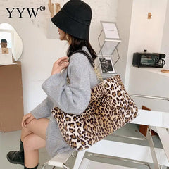 Leopard Print Crossbody Bag Women Winter Warm Large Capacity Clutch