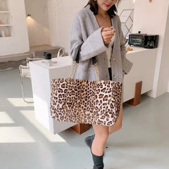 Leopard Print Crossbody Bag Women Winter Warm Large Capacity Clutch