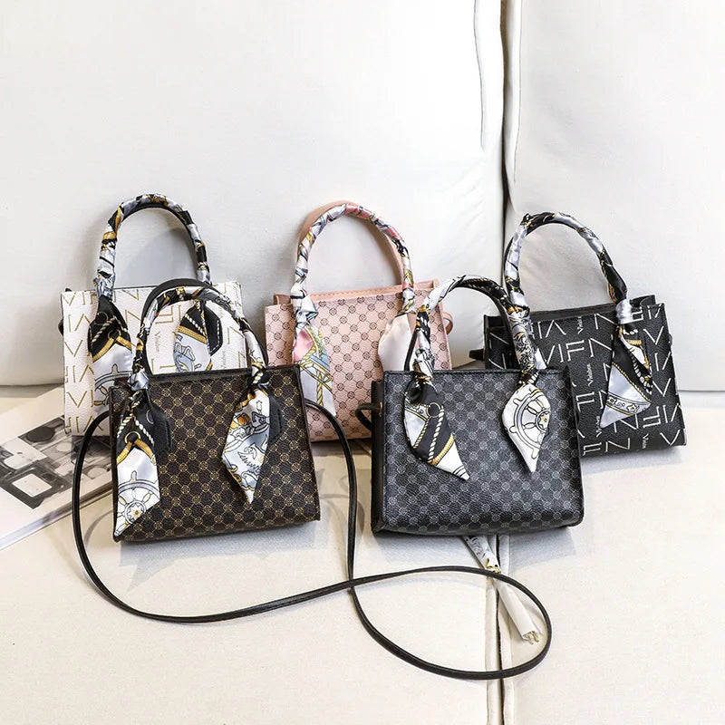 Guangzhou Women's Bag Foreign Trade Agency Printing Handbag Version