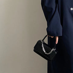 Vintage Crocodile Pattern Messenger Bag with Chain Strap