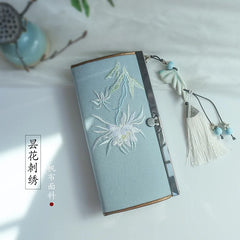 Ancient Chinese Style Embroidered Ladies Clutch Wallet