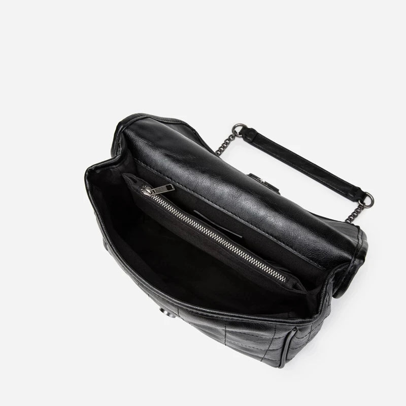 Leather Messenger Bag Women Handbag Retro Chain Clutch Bag