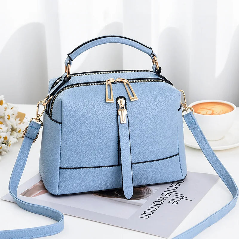 European American Large Capacity Women's Shoulder Bag
