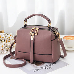 European American Large Capacity Women's Shoulder Bag