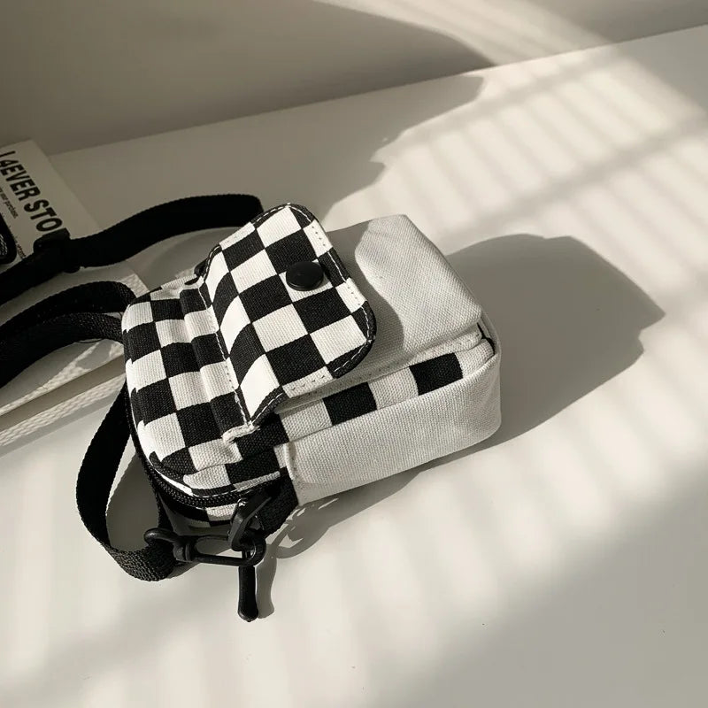 Hot Messenger Bag Ins Minority Personality Canvas Shoulder Small Square Bag