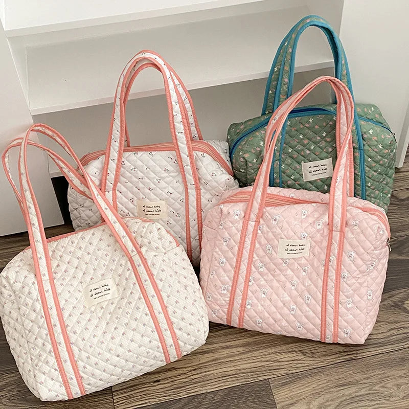 Floral Pattern Quilted Cotton Weekender Luggage Bag Large Capacity