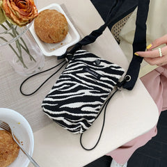 Japanese Style Teenager Shoulder Mobile Phone Bags Mini Ladies Crossbody Bag
