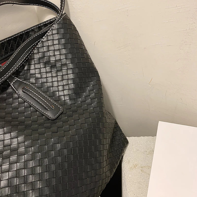 Knit Lines Shoulder Bag Casual Tote Large Capacity Handbag