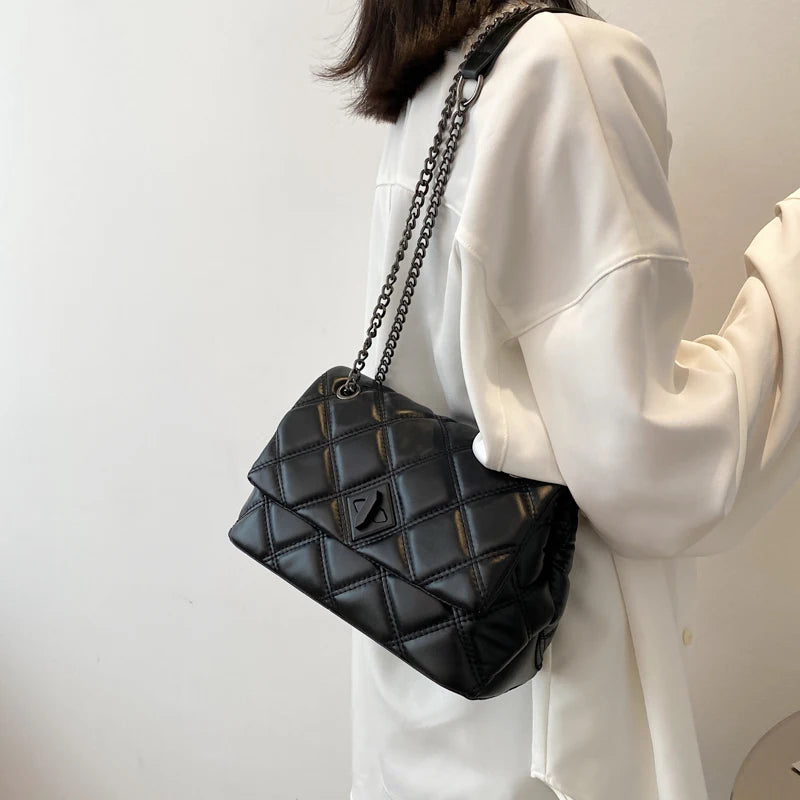 Quilted Chain Shoulder Crossbody Bag for Women Small PU Lock Bag