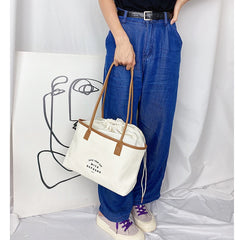 Retro Canvas Shoulder Bag with PU Stitching for Women