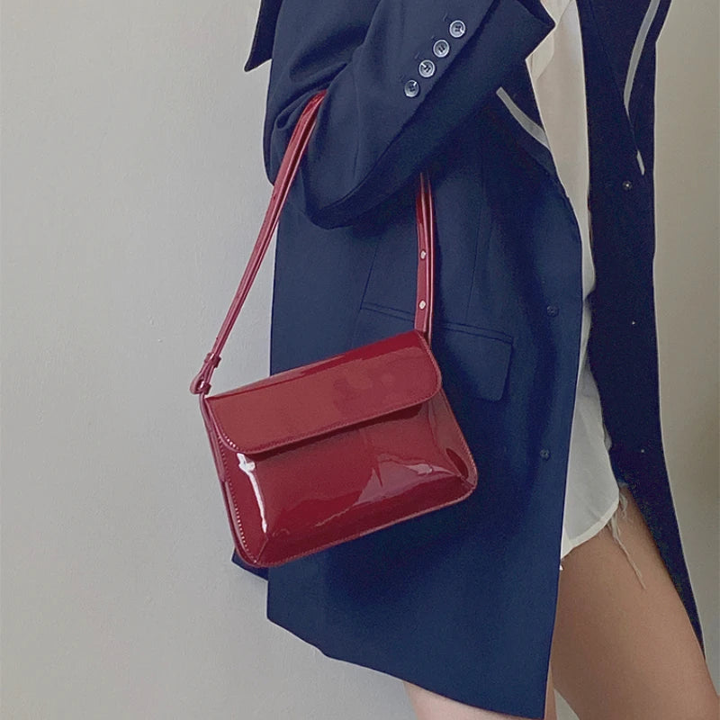 Ladies Retro Patent Leather Small Square Shoulder Messenger Bag