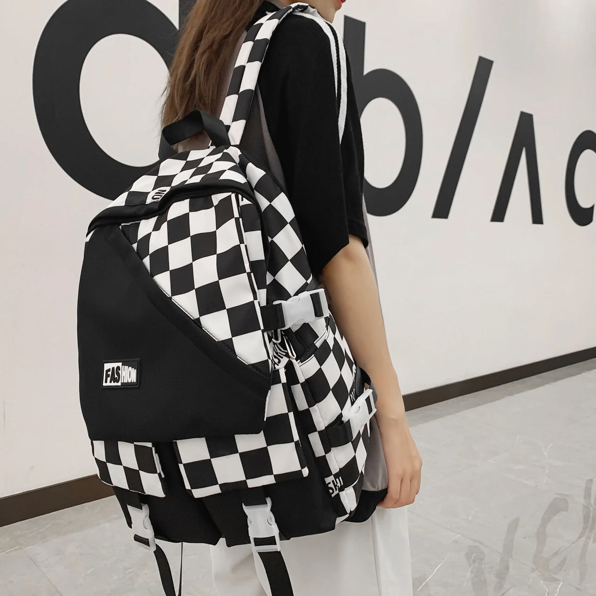 High Capacity Anti Splashing Unisex Backpack