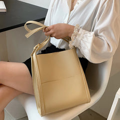 Large Capacity One Shoulder Bag Women's Summer PU Leather High Solid Casual Fema