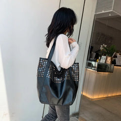 Large Capacity Rivet Shoulder Bag Soft PU Leather Totes Bag