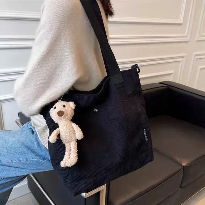Large Capacity Single Shoulder Bag Women's Commuter Diagonal Cross Bag