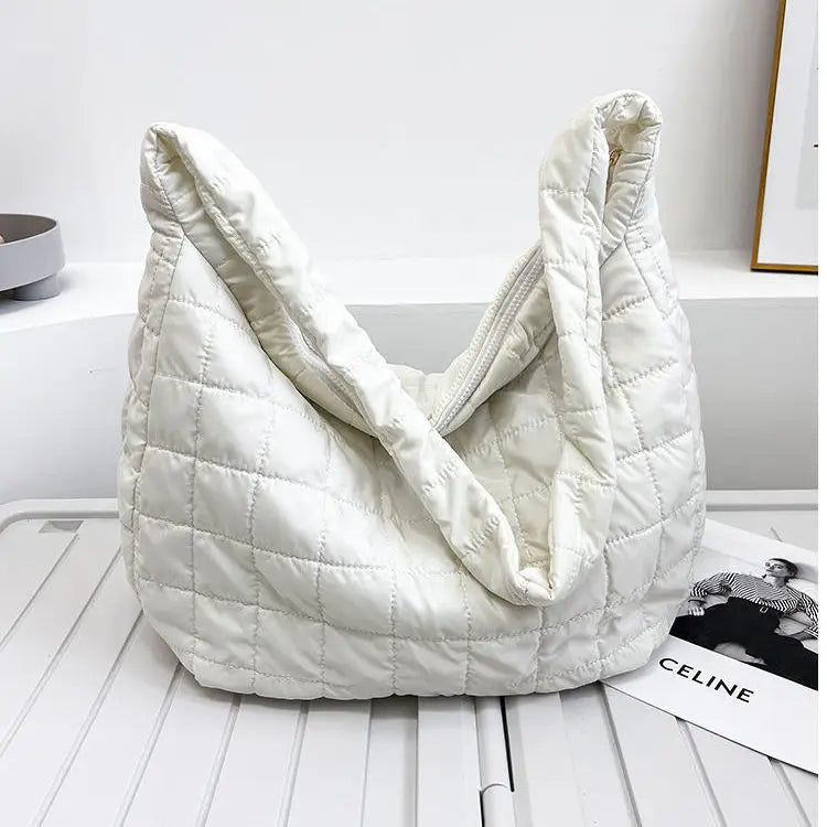 Quilted Women's Shoulder Bag Large Capacity Messenger Casual Tote Handbag