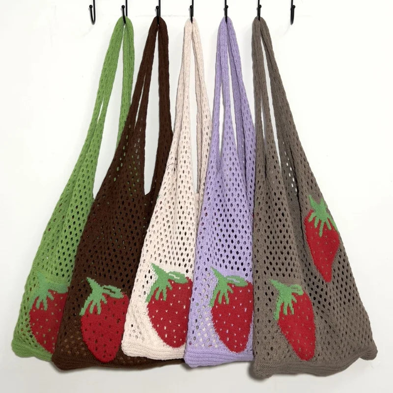 Large Capacity Woven Shoulder Bag Women's Casual Strawberry Pattern Handbag