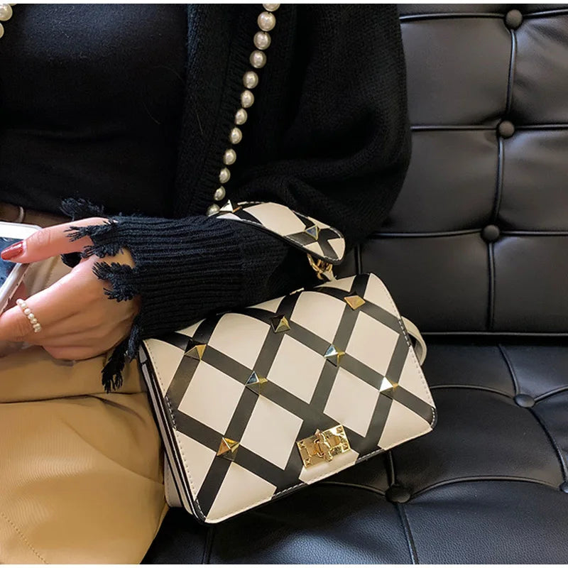 Square Shoulder Bags Classic And Plaid Messenger Bags