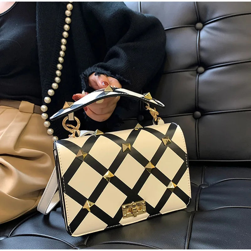 Square Shoulder Bags Classic And Plaid Messenger Bags