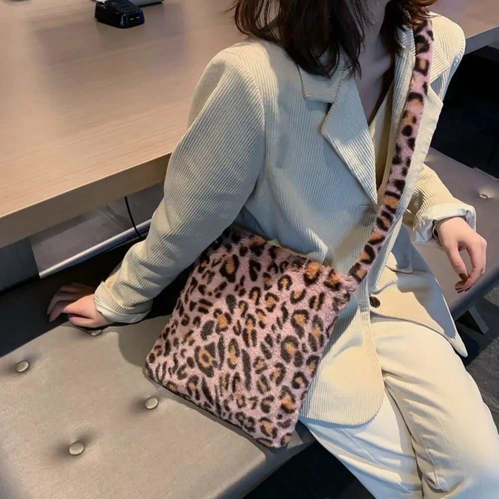 Leopard Plush Shoulder Bag for Women's Autumn and Winter
