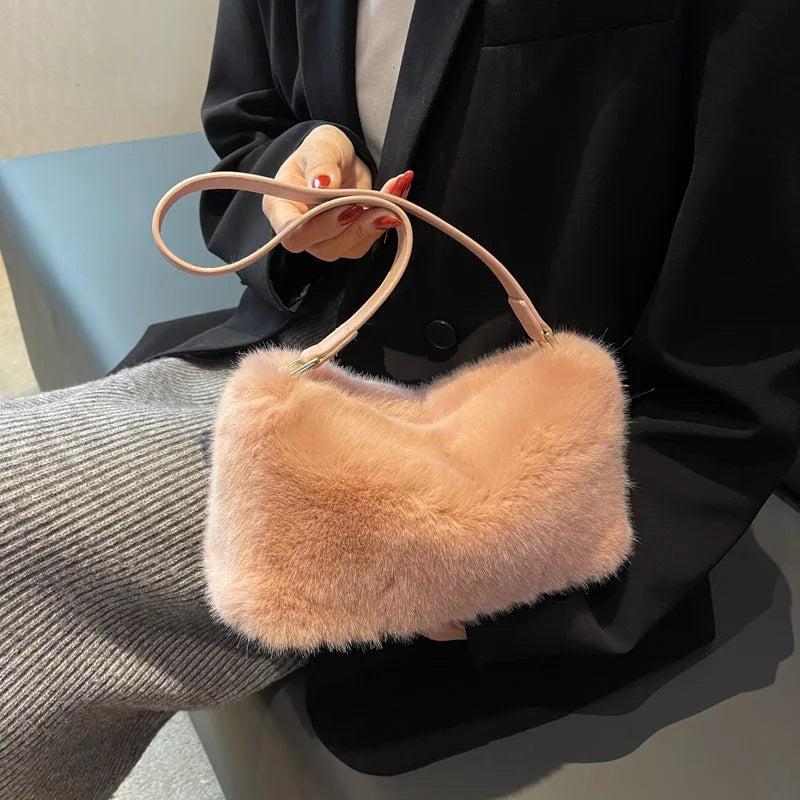 Women's Plush Shoulder Bag Winter Armpit Bag for Travel