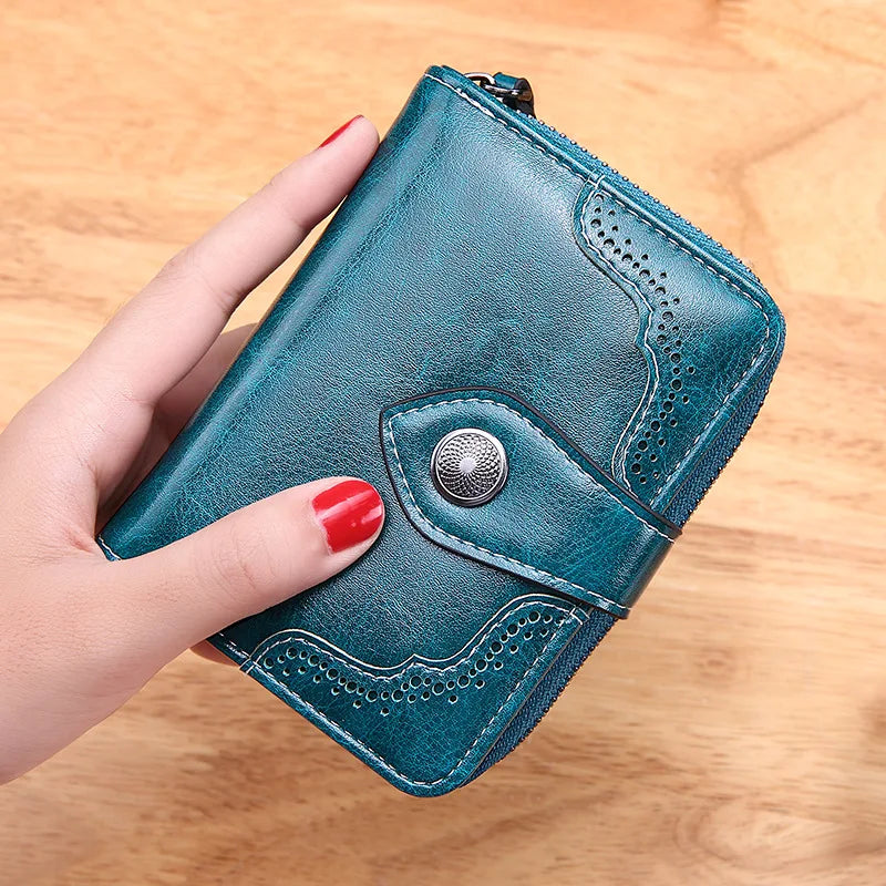 Retro Oil Wax Leather Short Style Purse Zipper Ladies Purse