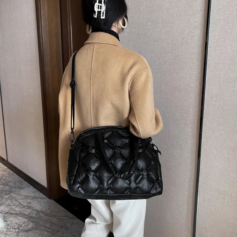 Women's Winter Messenger Bag Soft Shoulder Crossbody Bag