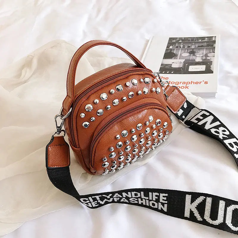 Rivet Cloud Peas Shoulder Crossbody Bag Ladies Small Mobile Phone Bag