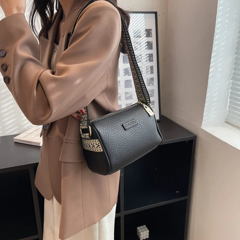 Lesigner Women's Shoulder Bag Large Capacity Handbag Crossbody Casual Totes