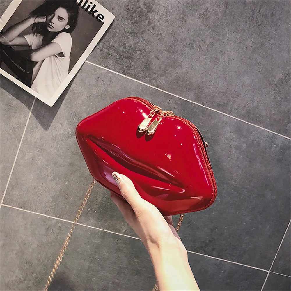Lipstick Shaped Women's Shoulder Bag Mini Crossbody Lip Chain Bag