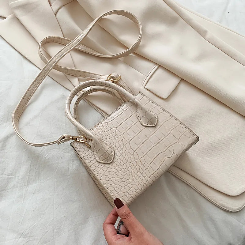Crocodile Pattern Small Shoulder Bag for Women, Fresh and Stylish Design