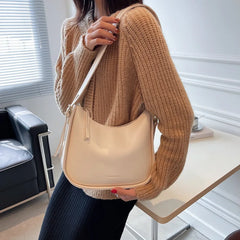2021Autumn Retro Underarm Bag Wide Shoulder Strap Lady Messenger Bag