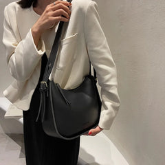 2021Autumn Retro Underarm Bag Wide Shoulder Strap Lady Messenger Bag