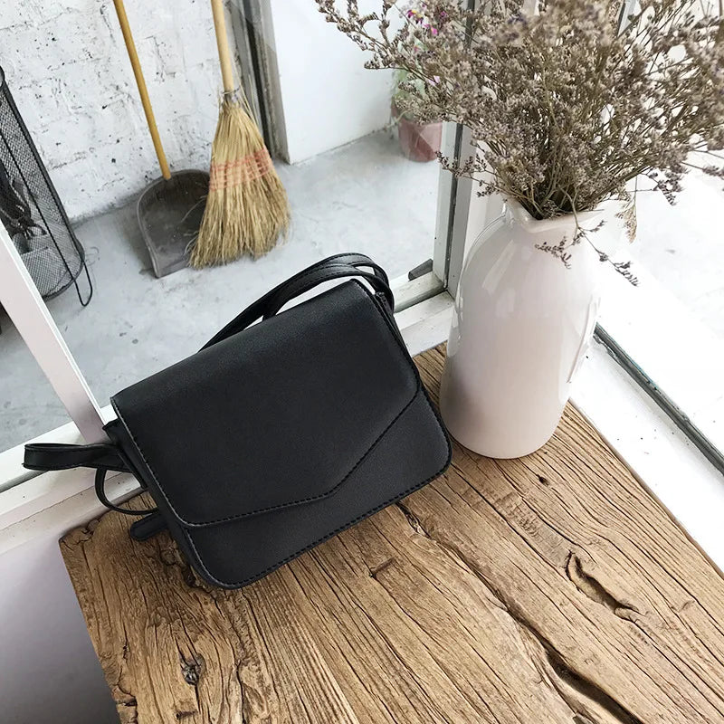 Women's Small Handbag Messenger Bag Mini Shoulder Bag Girls Brief Crossbody Bags