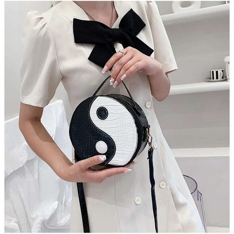 Circular Shoulder Bag Women Crossbody Messenger Handbag Phone Purse