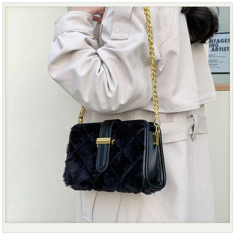 Lingge Small Fragrant Plush Shoulder Bag Women