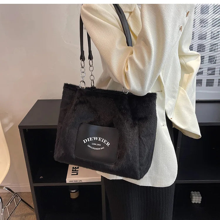 Women Faux Fur Crossbody Handbags Large Capacity Shoulder Bag Plush Tote