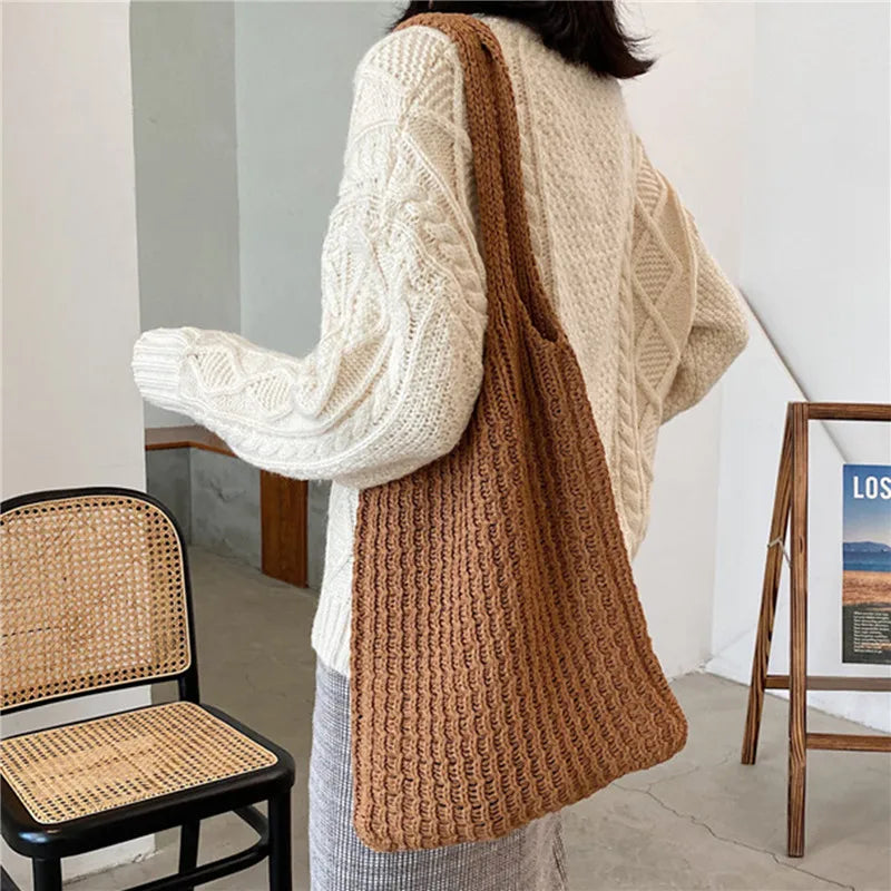 Vintage Wool Shoulder Bag Zipper Closure