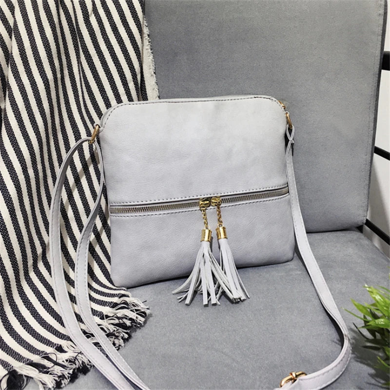 Women Shoulder Bag Tassel Decoration Messenger Crossbody Bag