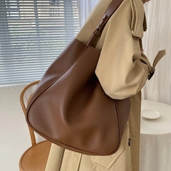Vintage Textured Shoulder Bag with Large Capacity