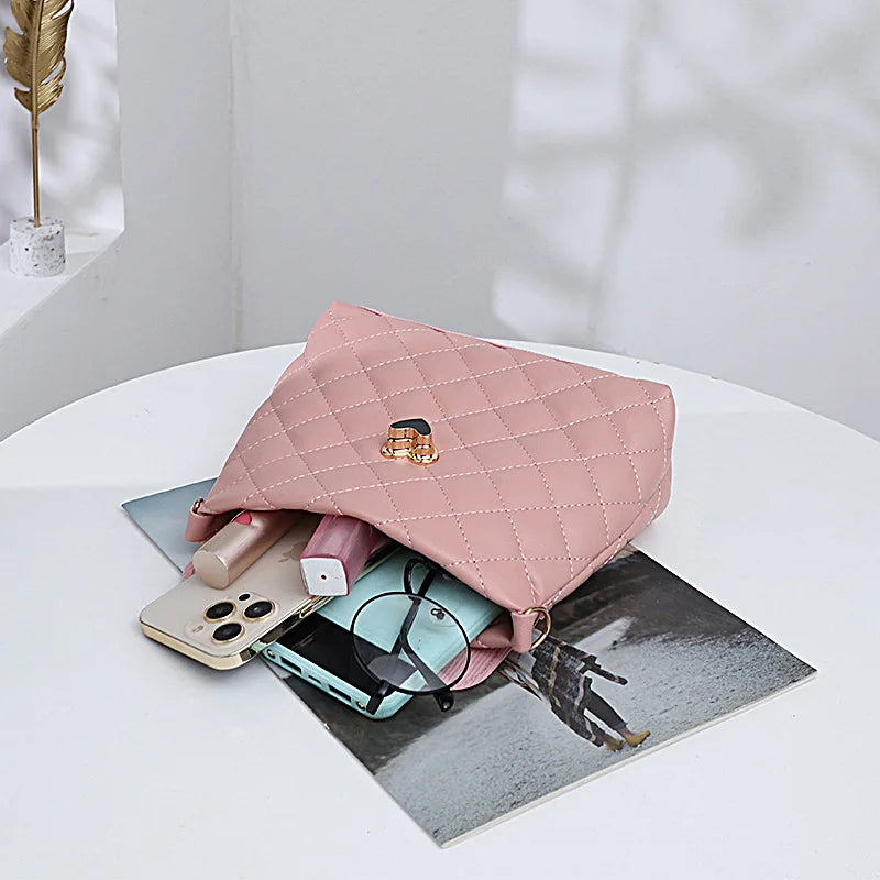 Women's One Shoulder Chain Bag Rhombic Pattern Crossbody Small Square Bag