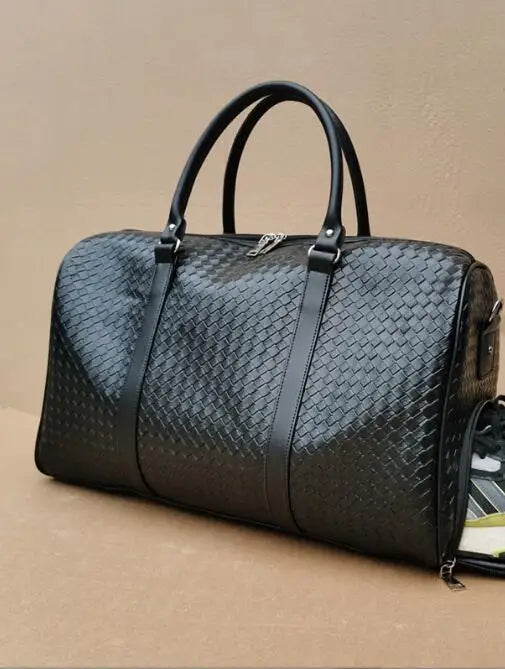 Large Capacity Portable Travel Bag for Men and Women