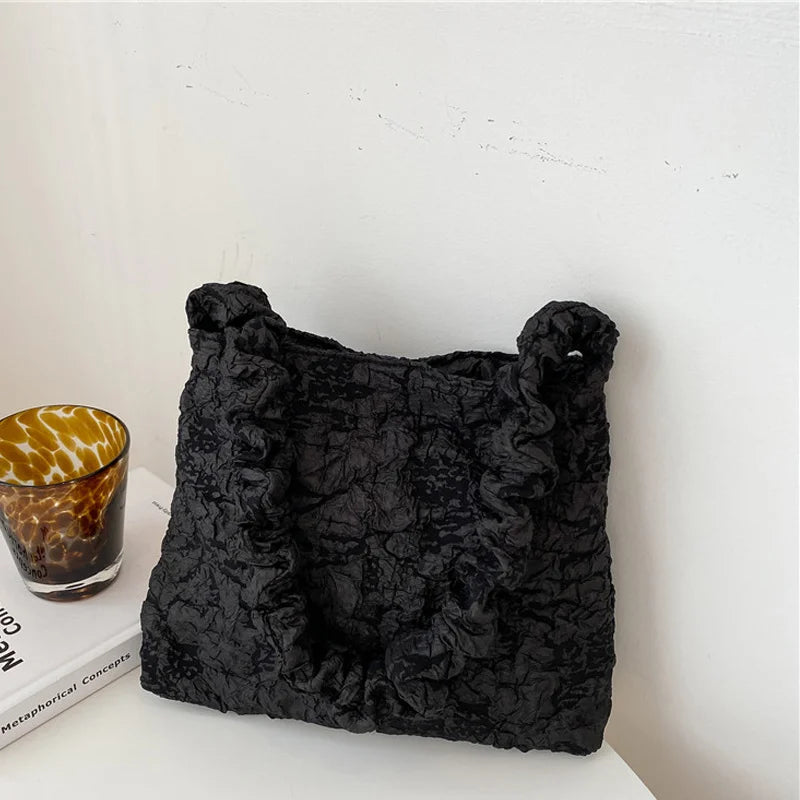 Niche Texture Ins Fire Fold Armpit Bucket Bag Women's Casual Versatile Handbags