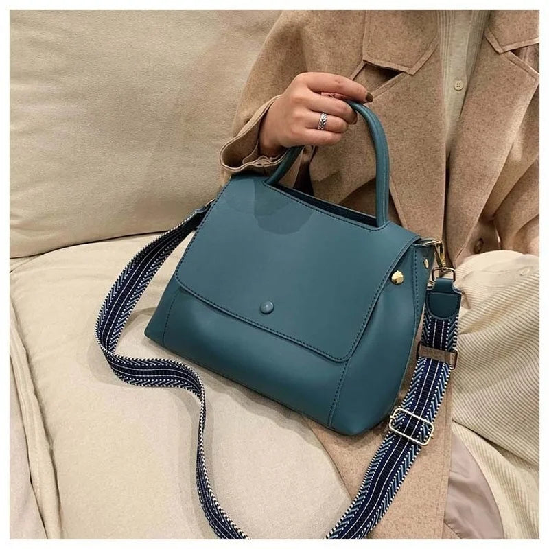 Women's PU Leather Crossbody Bag Solid Shoulder Messenger Chain Handbag