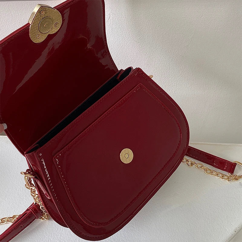Red Patent Leather Heart Messenger Bag Retro Small Shoulder Chain Saddle Bag