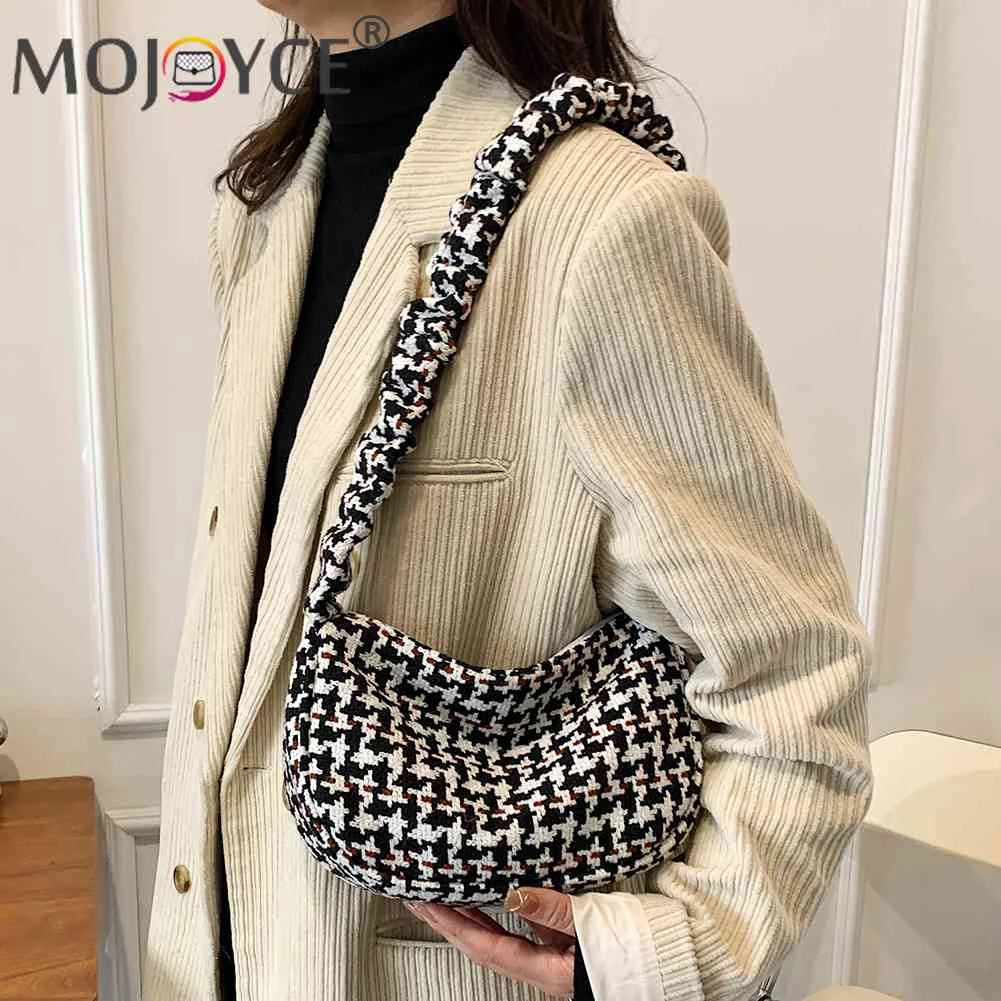 Vintage Plaid Shoulder Bag Half Moon Shape Casual Underarm Bag for Weekend Vacat
