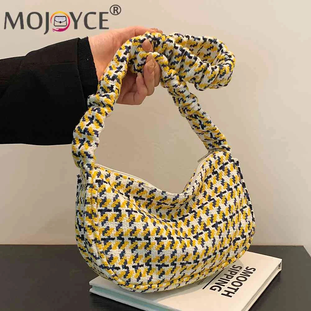 Vintage Plaid Shoulder Bag Half Moon Shape Casual Underarm Bag for Weekend Vacat