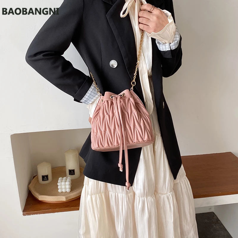 Pleated Crossbody Bag Tassel Bucket Handbag Chain Tote