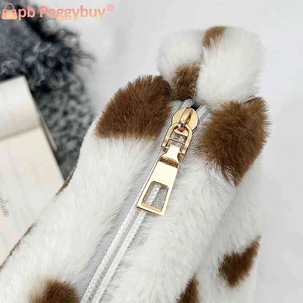 Fluffy Love Heart Hand Bag for Holiday Party